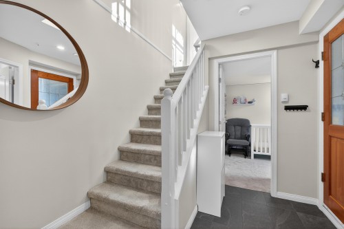 653 7Th Avenue W, Vancouver, BC 