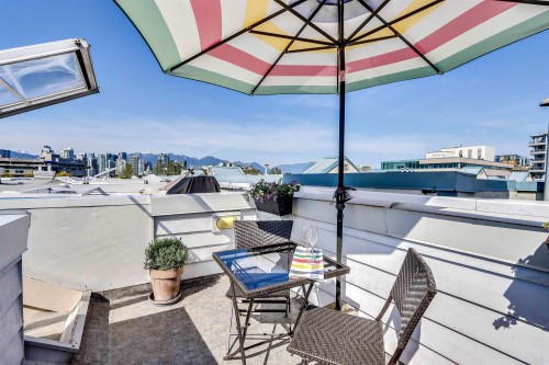 653 7Th Avenue W, Vancouver, BC 