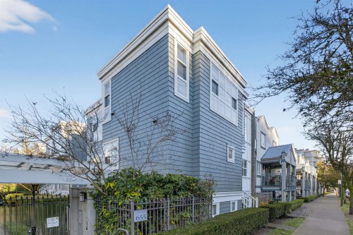 653 7Th Avenue W, Vancouver, BC 