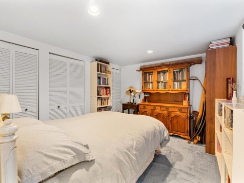 1588 Merlynn Crescent, North Vancouver, BC 