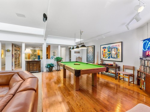 1588 Merlynn Crescent, North Vancouver, BC 