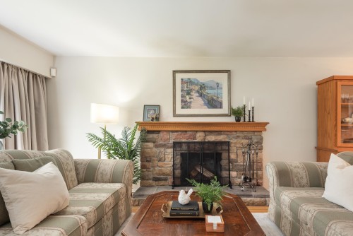 2070 Lyons Court, Coquitlam, BC 