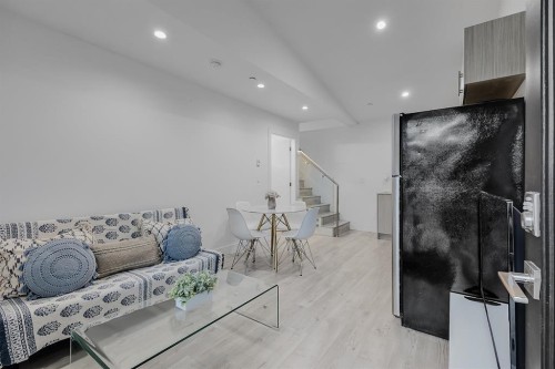 1412 63Rd Avenue E, Vancouver, BC 