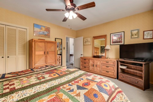 936 37Th Avenue W, Vancouver, BC 