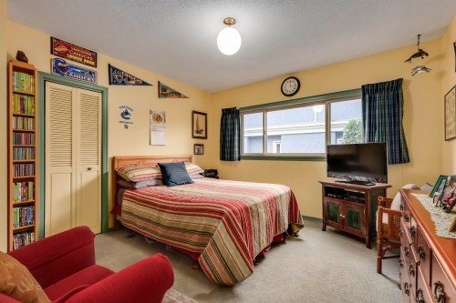 936 37Th Avenue W, Vancouver, BC 