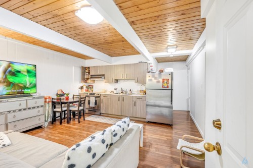 9491 No 5 Road, Richmond, BC 