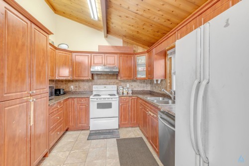 9491 No 5 Road, Richmond, BC 