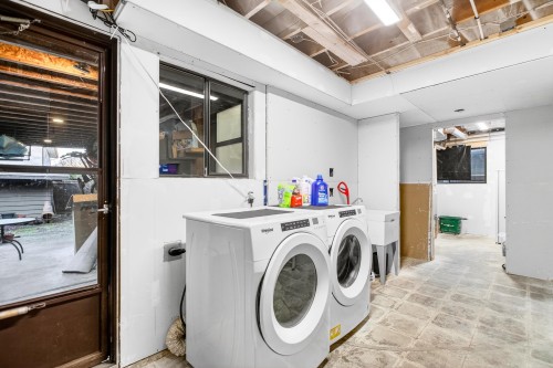 3237 Mayne Crescent, Coquitlam, BC 