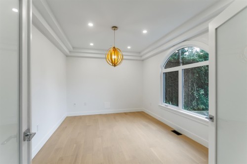 4085 Marine Drive Sw, Vancouver, BC 