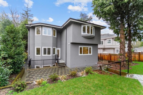 4085 Marine Drive Sw, Vancouver, BC 