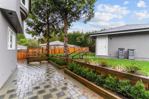 4085 Marine Drive Sw, Vancouver, BC 