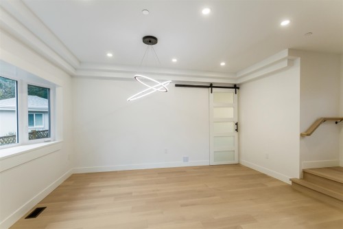 4085 Marine Drive Sw, Vancouver, BC 