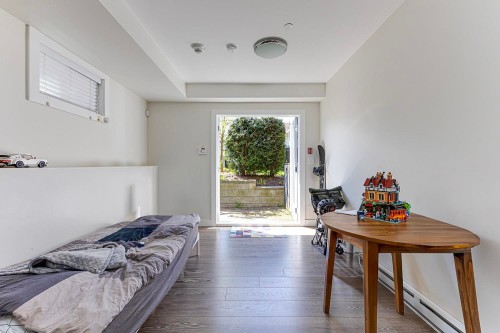 2488 34Th Avenue E, Vancouver, BC 