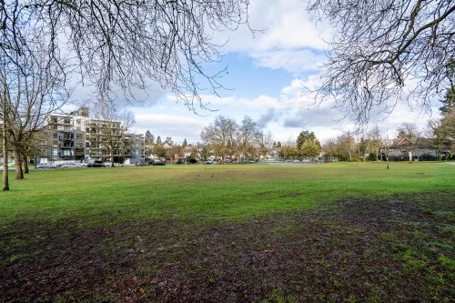 1490 15Th Avenue E, Vancouver, BC 