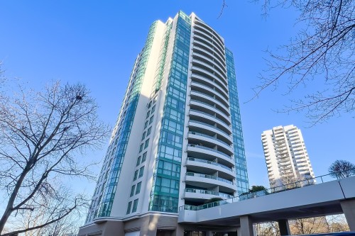 1604-5833 Wilson Avenue  Burnaby, BC V5H 4R8