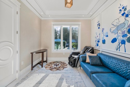 512 23Rd Street W, North Vancouver, BC 