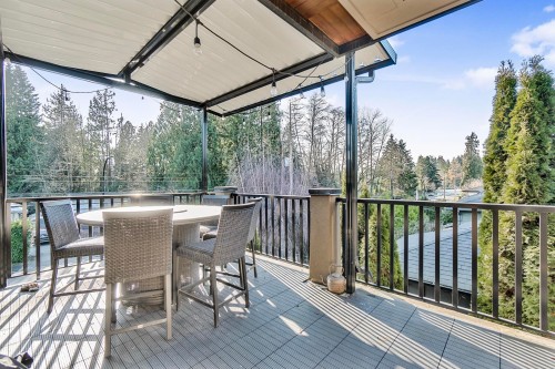 512 23Rd Street W, North Vancouver, BC 