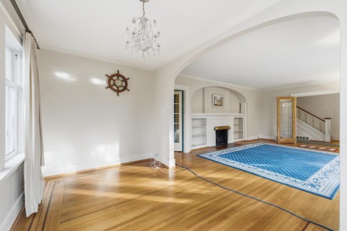 3775 35Th Avenue W, Vancouver, BC 