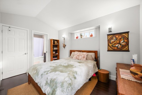 1407 28Th Avenue E, Vancouver, BC 