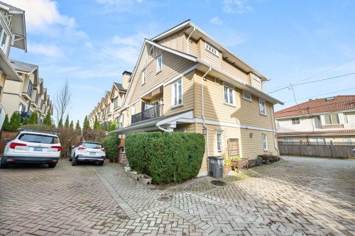 1407 28Th Avenue E, Vancouver, BC 