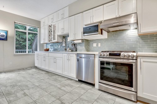 3264 Clermont Mews, Vancouver, BC 