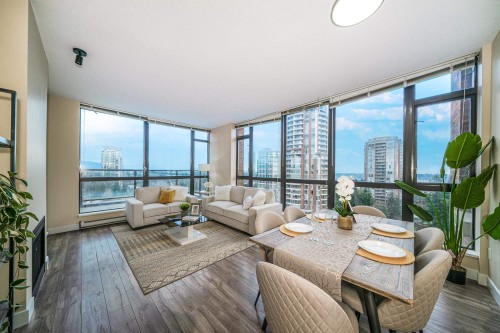 1601-6833 Station Hill Drive  Burnaby, BC V3N 5E1