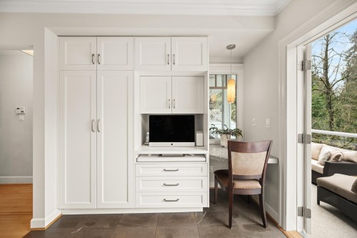 5869 Dunbar Street, Vancouver, BC 