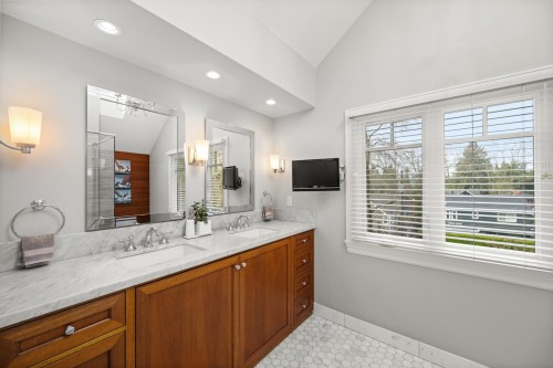 5869 Dunbar Street, Vancouver, BC 