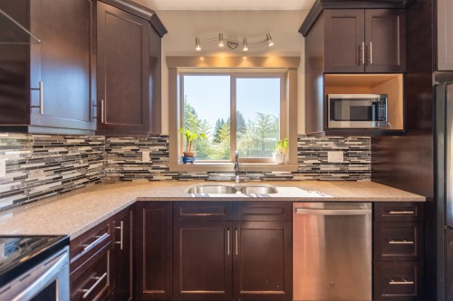 6391 Oracle Road, Sechelt, BC 