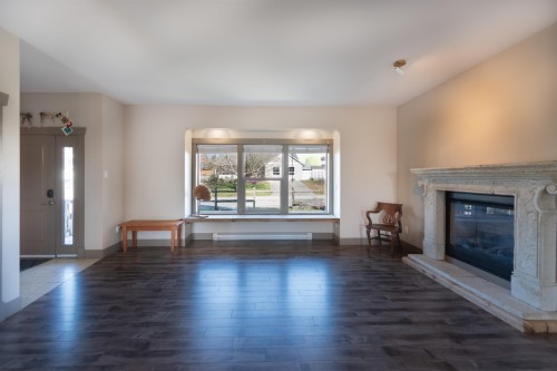 6391 Oracle Road, Sechelt, BC 