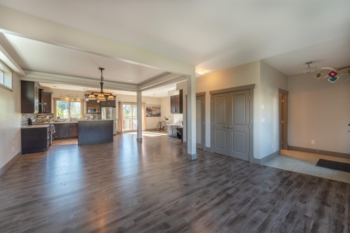 6391 Oracle Road, Sechelt, BC 