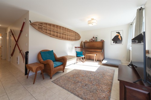 6391 Oracle Road, Sechelt, BC 