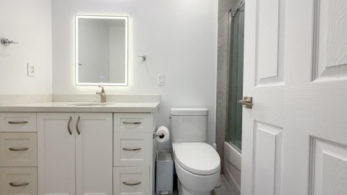 7438 Echo Place, Vancouver, BC 