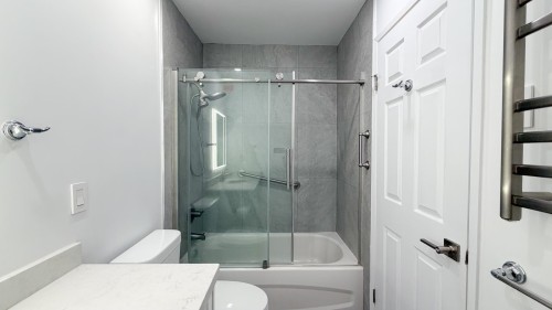 7438 Echo Place, Vancouver, BC 