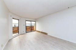 309-975 13th Avenue W Vancouver, BC V5Z 1P4