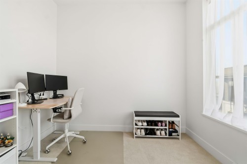 310-718 Edgar Avenue, Coquitlam, BC 