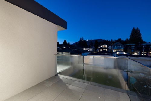 838 14Th Street E, North Vancouver, BC 