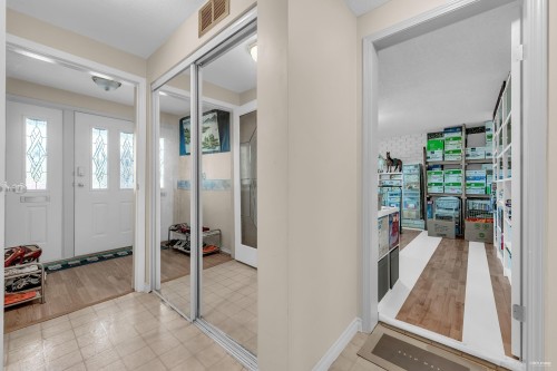 10560 Granville Avenue, Richmond, BC 