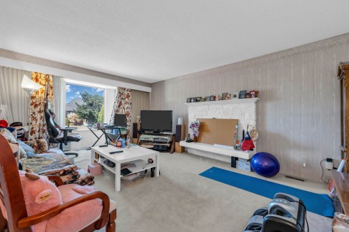10560 Granville Avenue, Richmond, BC 