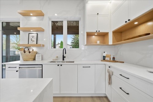 821 Porter Street, Coquitlam, BC 