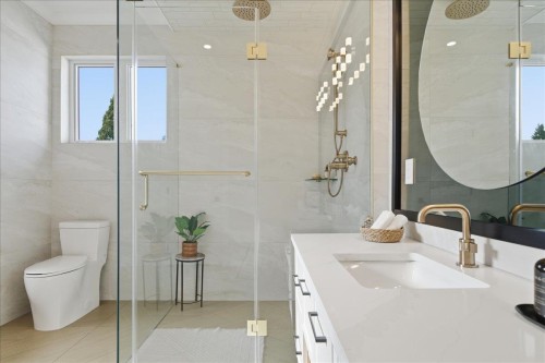 821 Porter Street, Coquitlam, BC 