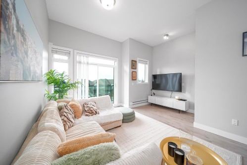111-3525 Chandler Street, Coquitlam, BC 