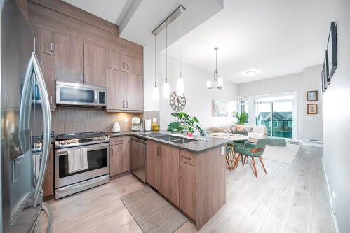 111-3525 Chandler Street, Coquitlam, BC 