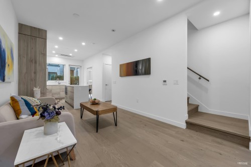 659 30Th Avenue W, Vancouver, BC 