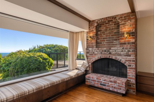 875 Eyremount Drive, West Vancouver, BC 