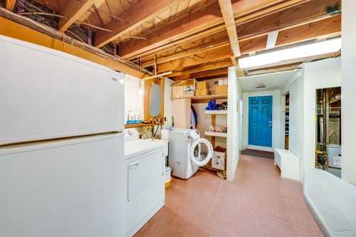 851 50Th Avenue E, Vancouver, BC 