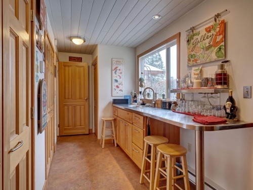 6183 Bligh Road, Sechelt, BC 