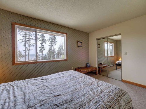 6183 Bligh Road, Sechelt, BC 