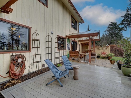 6183 Bligh Road, Sechelt, BC 