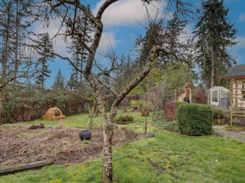 6183 Bligh Road, Sechelt, BC 